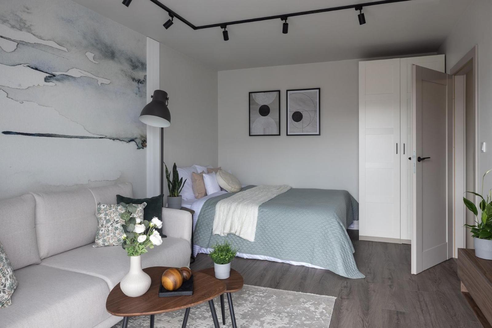 Apartment Nowosc #madalinskiego57 - Centrum, Nowy Budynek- 2 Sypialnie, 2x Podwojne Lozka Oraz Rozkladana Kanapa, Osobna Kuchnia, Klimatyzacja, Balkon, Parking Podziemny, Self Check In 24h, Internet, Netflix, Ekspres, Pralka 1km Do Dworca Pkp